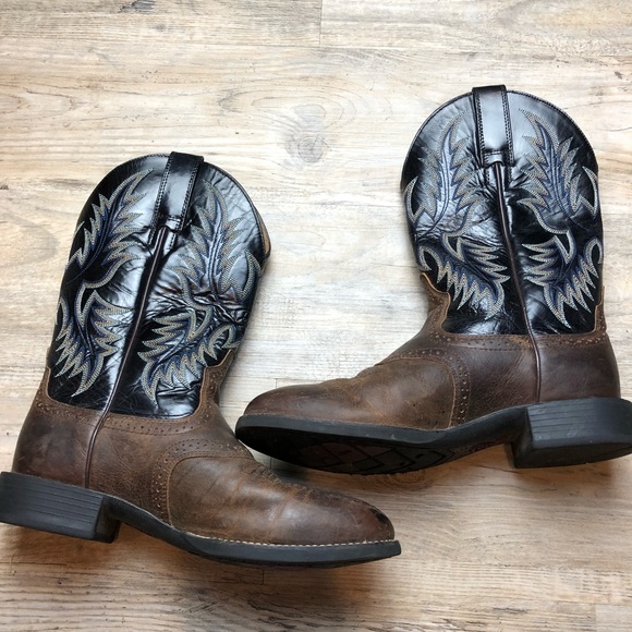 Ariat Shoes - Ariat black brown leather boots
